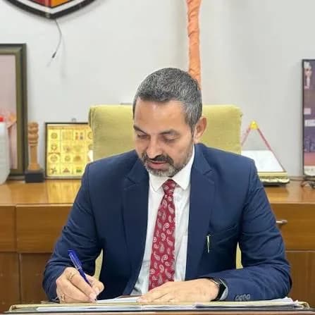 Dr. Vijaypal Nain, Chairman / President